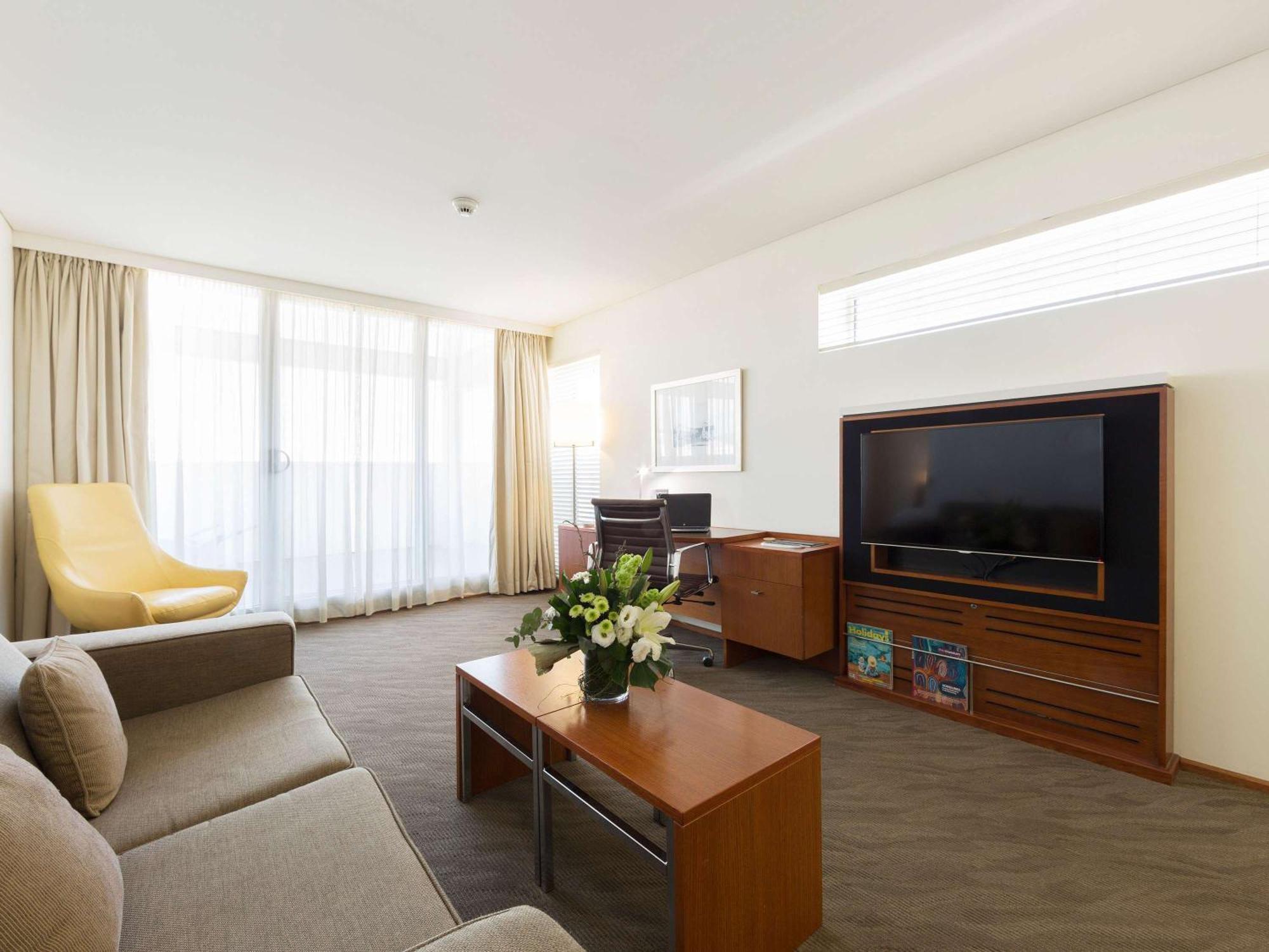 Novotel Kanberra Dış mekan fotoğraf